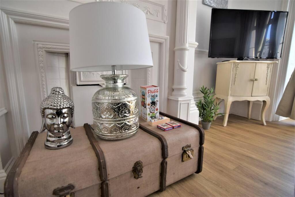 Flash Sales Offer - Any Week Day No Minimum Night Restrictions Central Hove 1 Bedroom Flat Bn38Bru02 Esterno foto