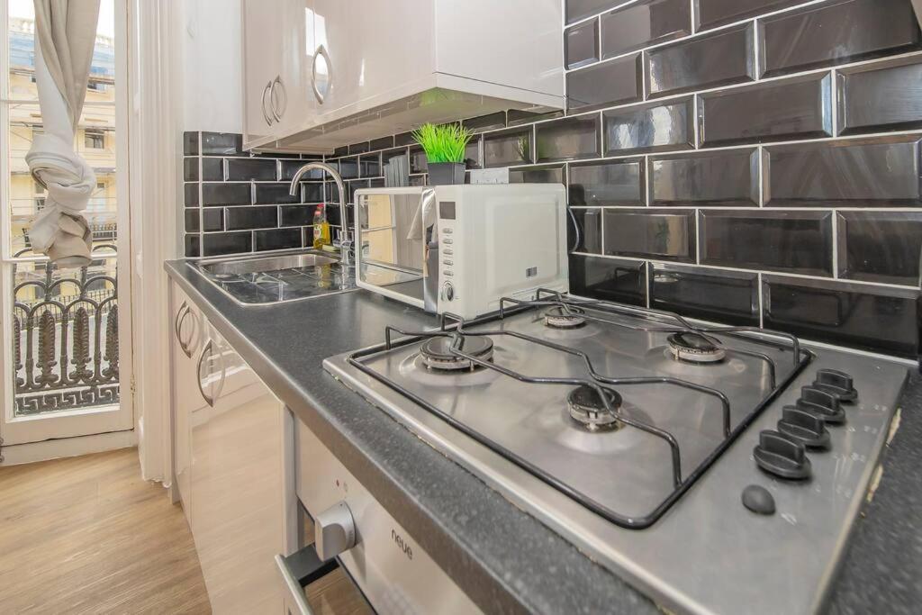 Flash Sales Offer - Any Week Day No Minimum Night Restrictions Central Hove 1 Bedroom Flat Bn38Bru02 Esterno foto